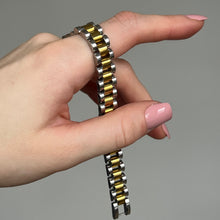 Load image into Gallery viewer, Link Chain Bracelet in Silver and Gold
